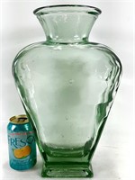 Vase en verre épais et lourd 9lbs 8"x5½"x14" haut