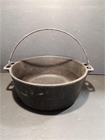 Griswold 5 Quart Dutch Oven