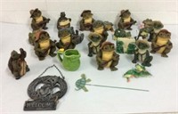 Assortment of Decorative Frog Figurines T7C