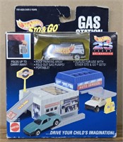 Sealed Hot Wheels Sto & Go Gas Station