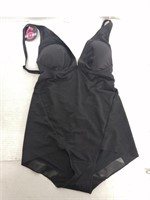 SIZE SMALL WOMEN MAIDENFORM ONE PIECE SWIMSUIT