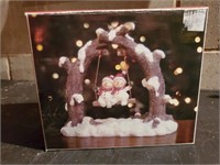 Swinging snowmen decoration