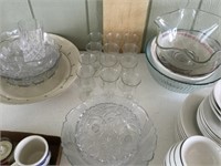 Glass & Crystal Bowls, Glasses & Serveware