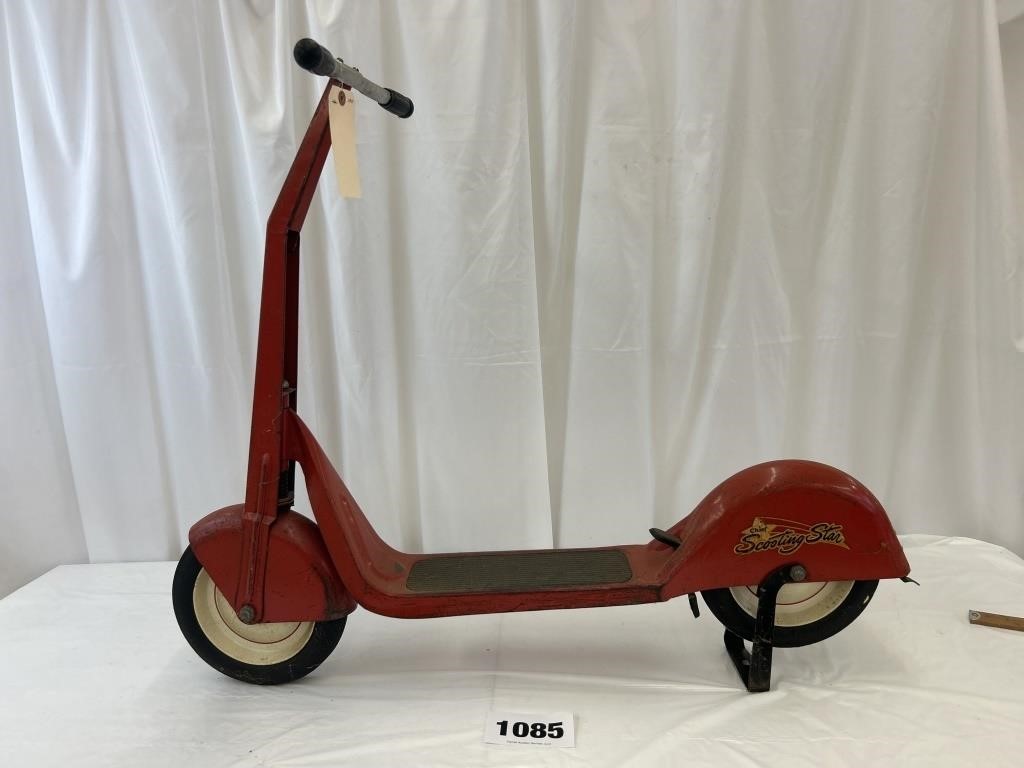 Vintage "Chief Scooting Star" Scooter
