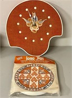 Vintage Texas Longhorns Clock & Puzzle