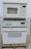 Jenn-air built in electric oven and microwave.
