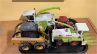 Lots of for die cast toys - John Deere grader,