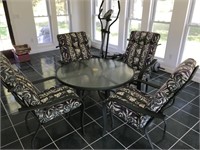 Aluminum 42" Round Outdoor Dining Set w/ 4 Chairs