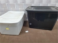 2 Storage bins