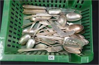 SILVERPLATE FLATWARE