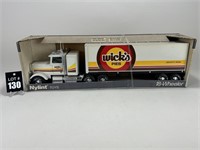 NYLINT 18-Wheeler Wick's Pies