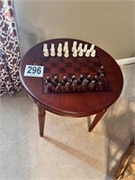 Chess table w/pieces