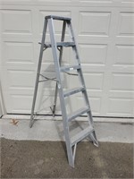 6 ft aluminum step ladder