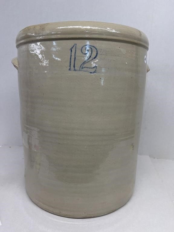 Stoneware 12 gallon crock brown slip earlier g