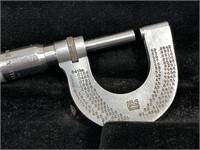 Brown & Sharp micrometer in Starrett case