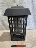 Hanging Flowtron Outdoor Bug Zapper