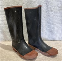 Size 10 Steel Shank Men’s Rubber Boots