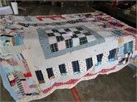 VINTAGE HAND SEWN DOUBLE QUILTED QUILT