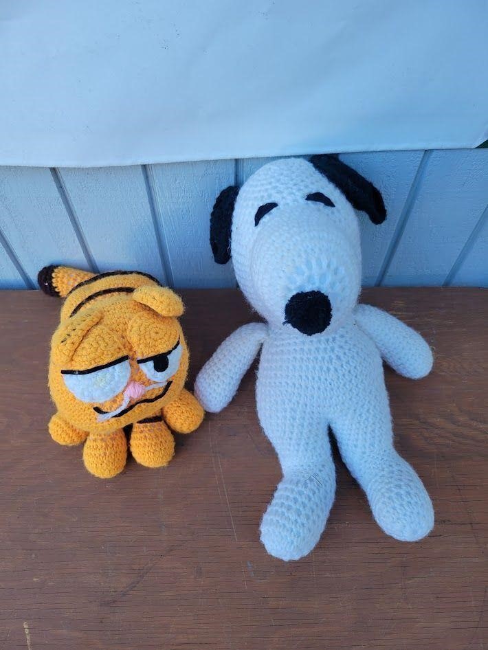 Snoopy & Garfield Plushes