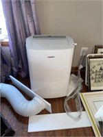 Near New Room AC Unit (Works Great ~