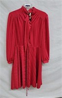 R4) WOMENS SIZE 12 DRESS