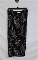 R4) WOMENS SIZE LARGE SKIRT