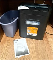 Paper shredder and waste can
