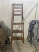 Step Ladder