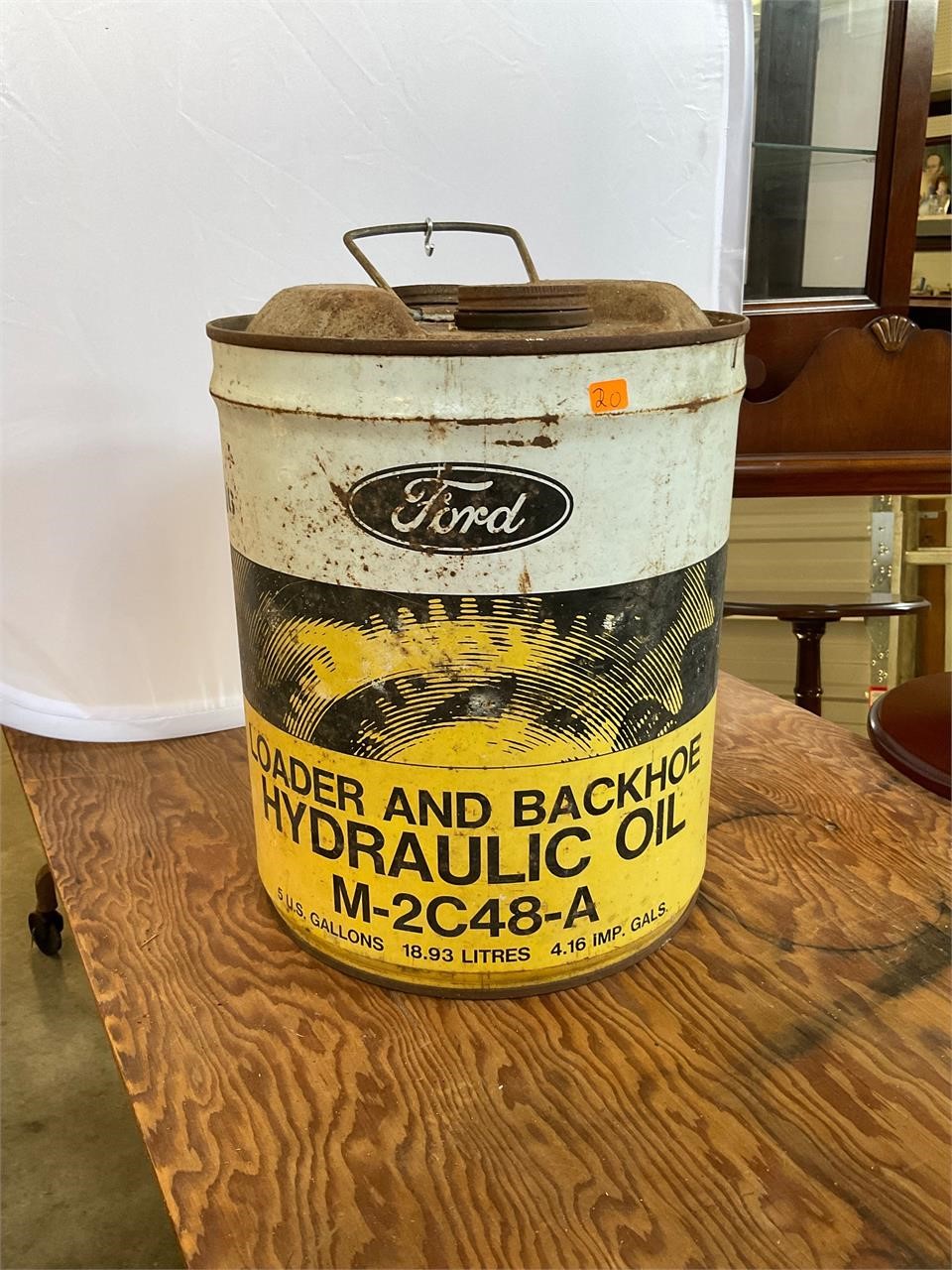 5 Gallon Hydraulic Oil Can