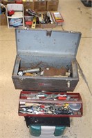 CRAFSTMAN TOOLBOX WITH CONTENTS