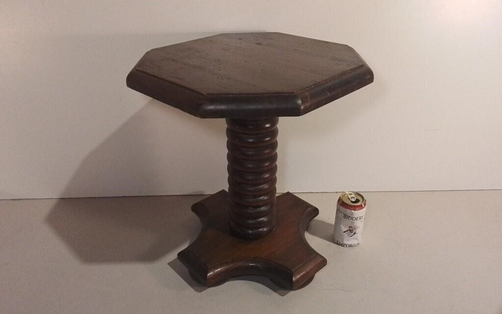 Wooden Side Table 18"