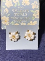 Vintage Avon original box Earrings daisy