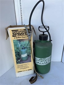 3 gallon farm & garden sprayer