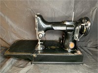 1951 Singer Featherweight Sewing Machine RARE