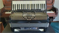 Silverstone L800/10 accordion