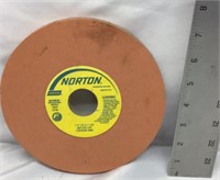 D1) NORTON DISC,  7" X 1/2" X 1 1/4"