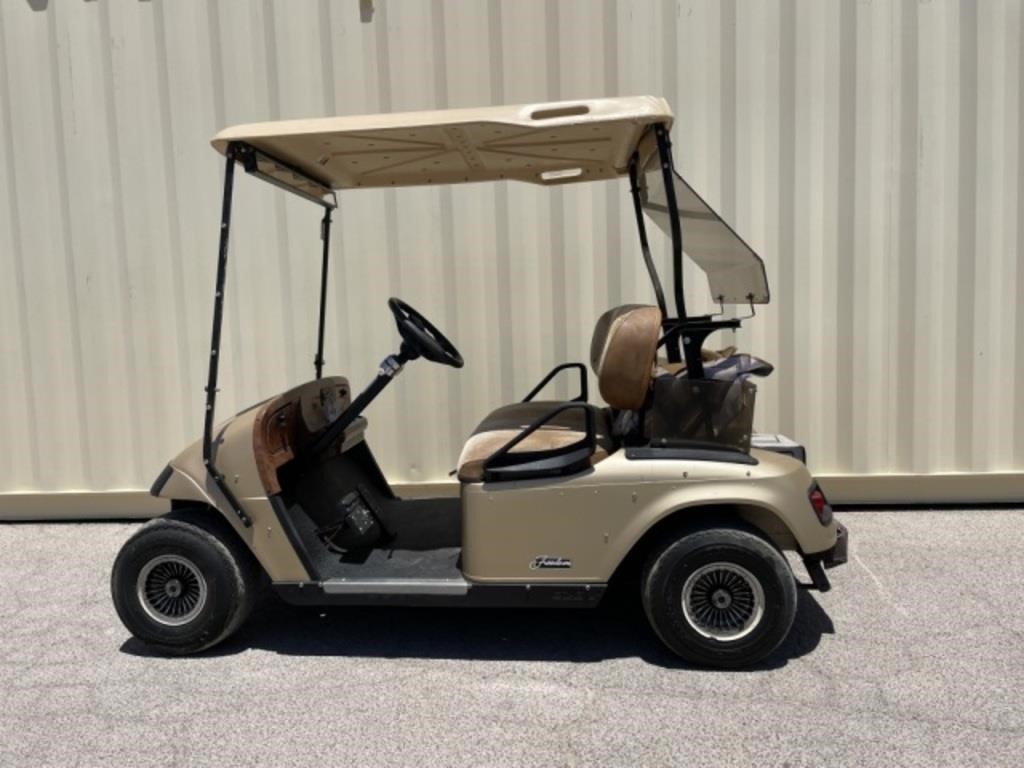 EZ-GO 36Volt Electric Golf Cart w/Charger