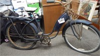 1930's ROAD MASTER GIRL'S TANK BICYCLE