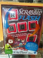 Scrabble flash game new in box