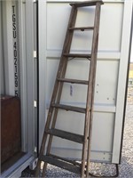 8ft Wooden Ladder