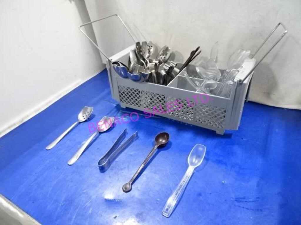 LOT,1 CUTLERY TRAY (54PCS) ASST CUTLERY