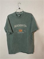 Vintage Minnesota Fishing Souvenir Shirt