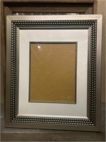 Beautiful picture frame For 11 x 14 picture frame