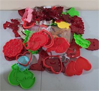 Cookie cutters in one tin
