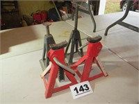 PAIR OF JACK STANDS & PAIR OF TRAILER STANDS
