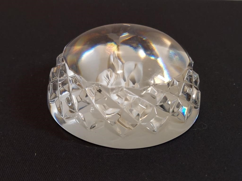 Mrs. O'Leary's Lamplight Crystal