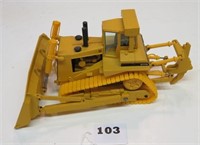 Cat D11N Dozer, Ripper, NZG