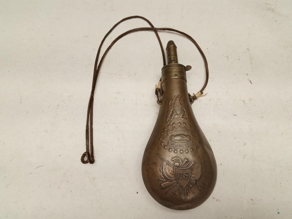 US ISSUE 1848 BATTY BRASS EMBOSSED POWDER FLASK