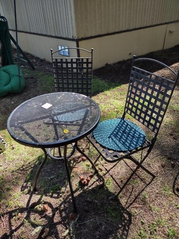 Outdoor Table W/ Two Chairs (Shed 1)