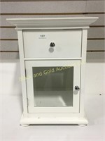 21" tall bathroom cabinet